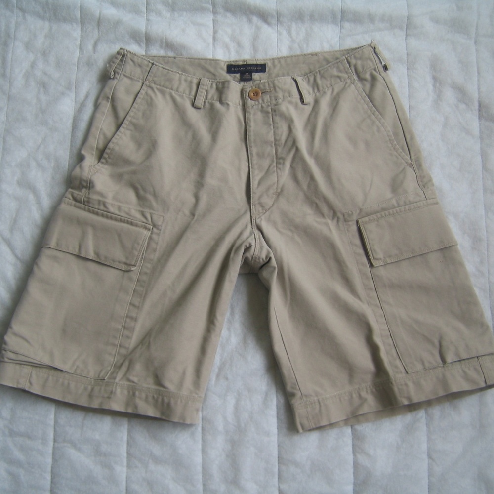 Banana Republic cargo shorts